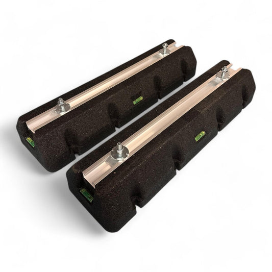 Dämpfungssockel 600x180x95 (2 Stk. Set) mit Verschraubung und Wasserwaage